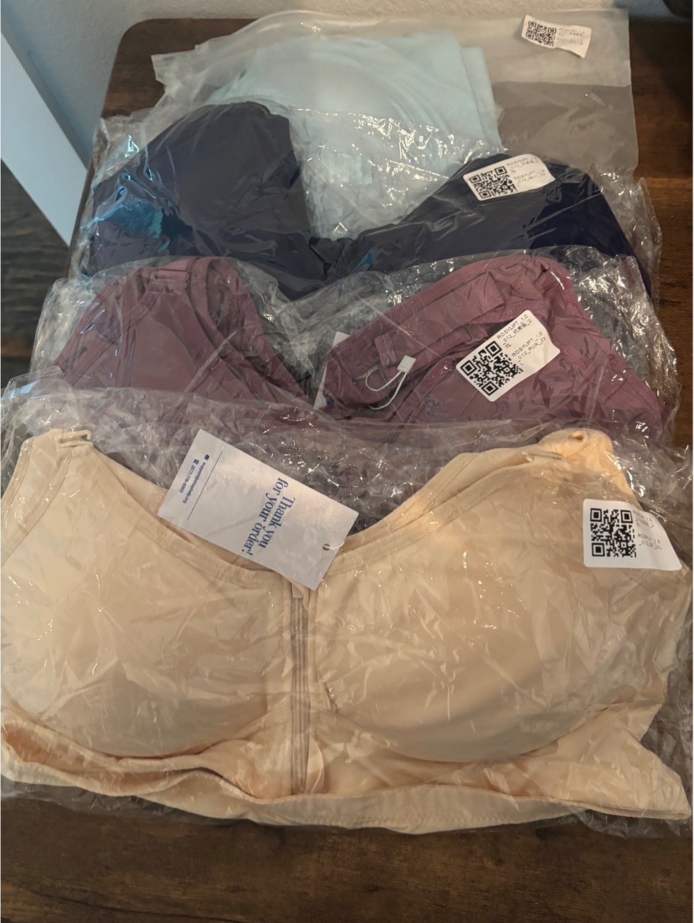 Front closure bras